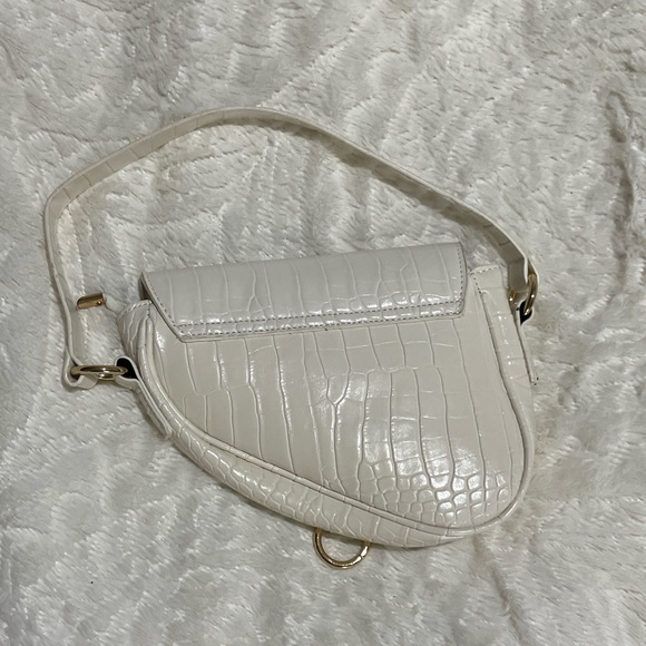 SHEIN saddle bag - Picture 2 of 2